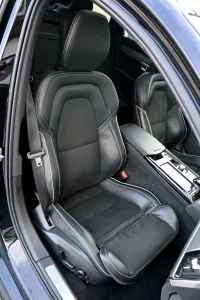 Volvo V90 AWD H&K R-DESIGN INTELLI SAFE 2 251kW thumbnail