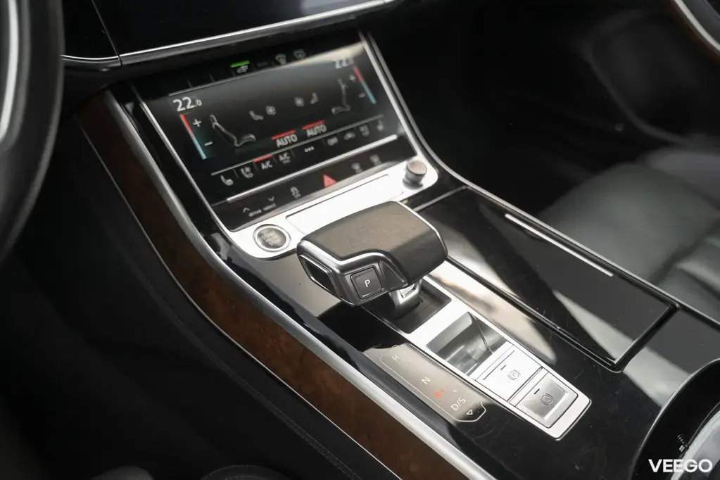 Audi A8 330kW
