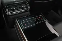 Audi A8 330kW thumbnail
