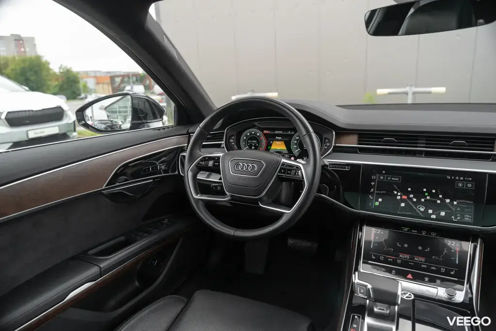 Audi A8 330kW