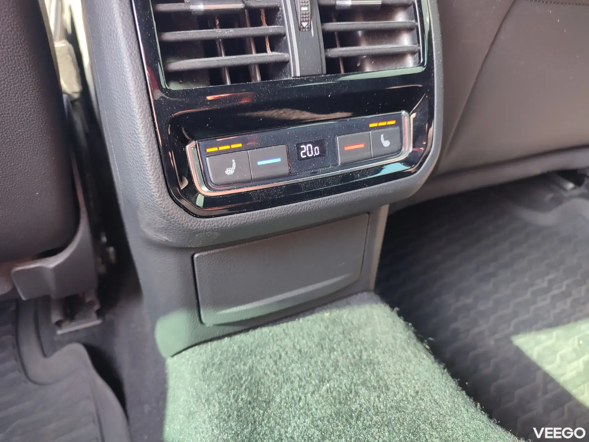Volkswagen Passat R-Line 4Motion 140kW