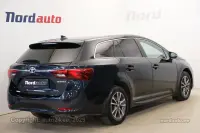Toyota Avensis Active 1.8 108kW thumbnail