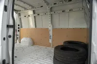 Renault Master 100kW thumbnail