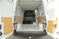 Renault Master 100kW thumbnail
