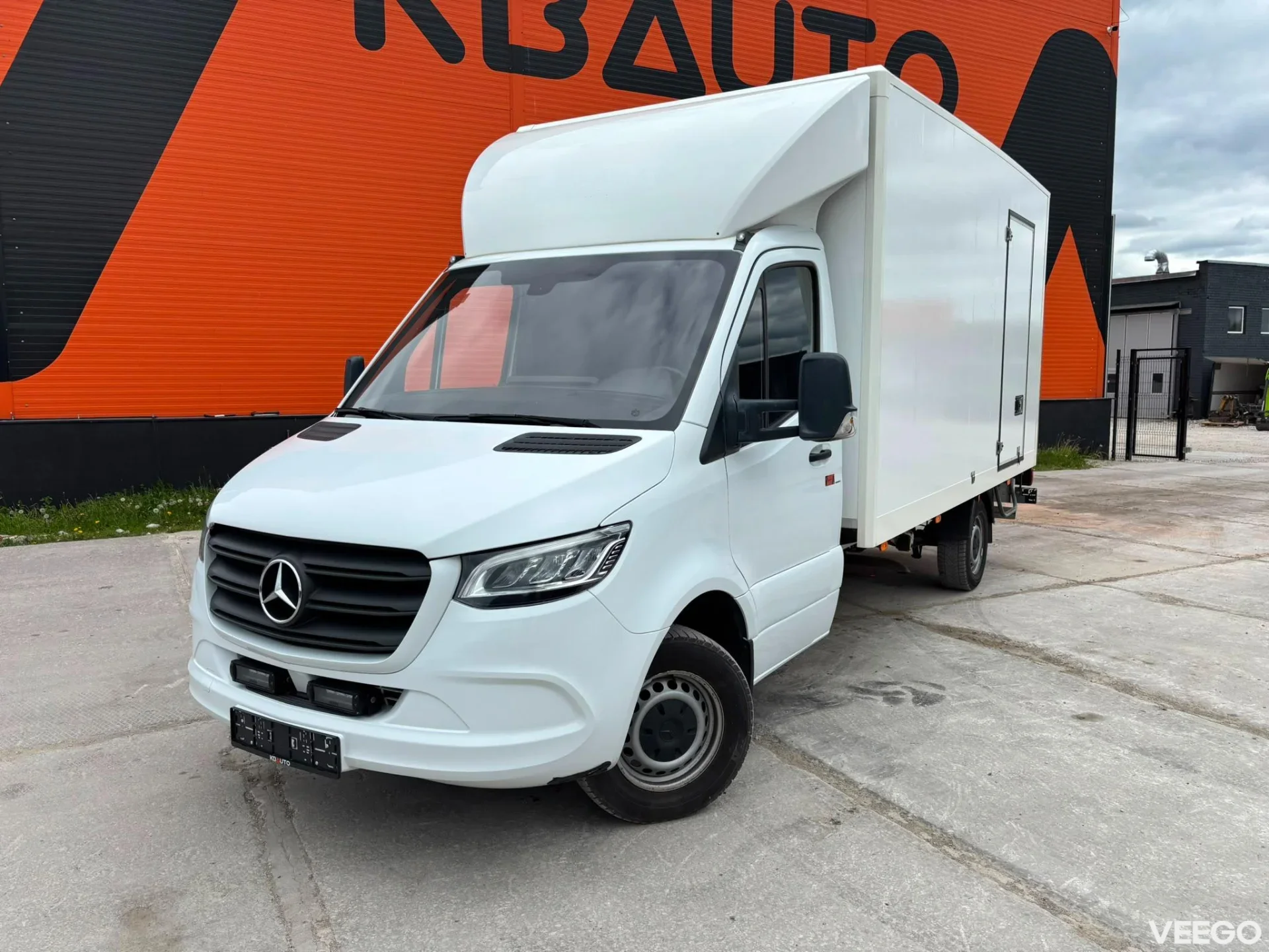 Mercedes-Benz Sprinter BOX L=4283 mm 169kW