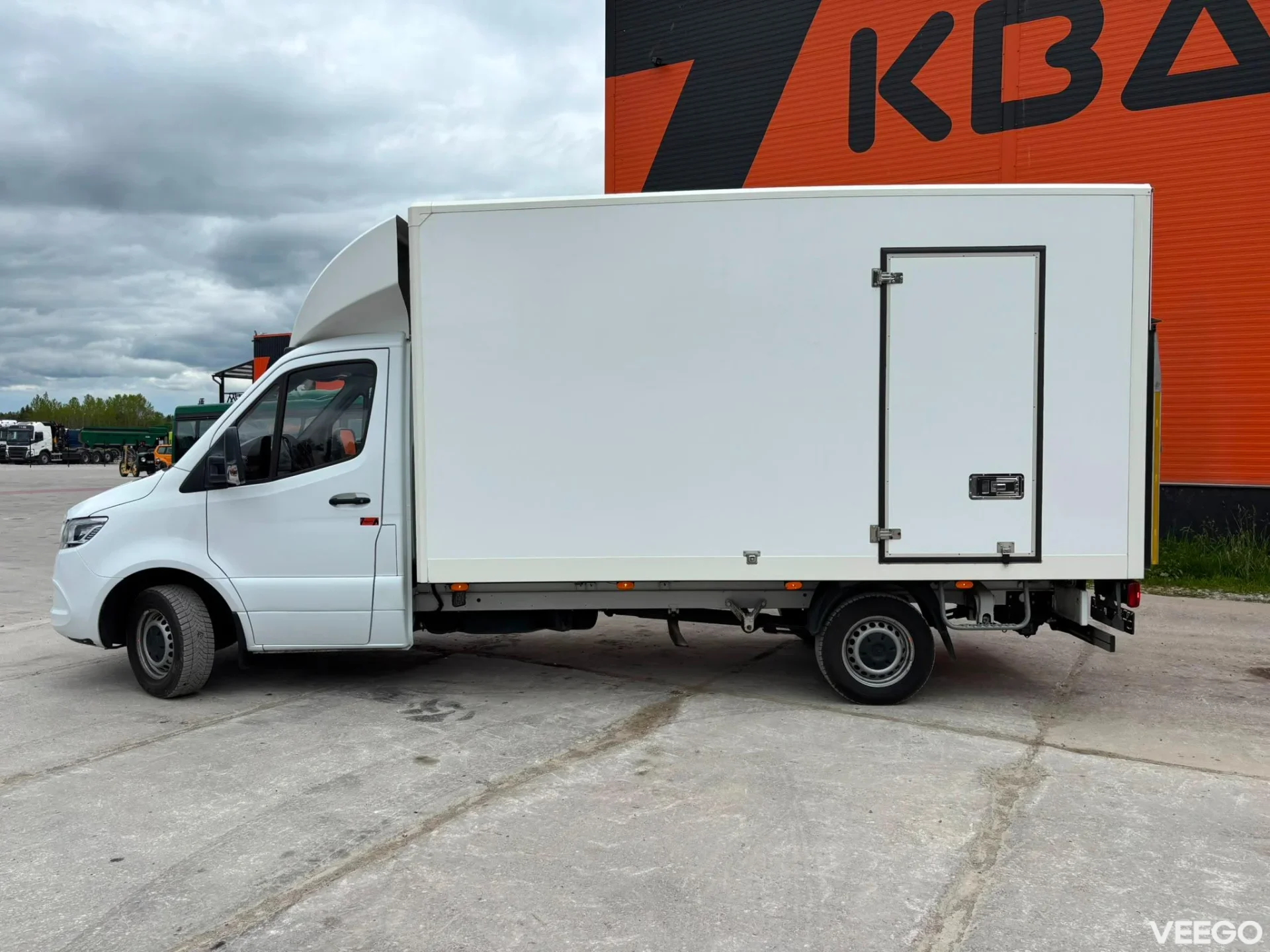 Mercedes-Benz Sprinter BOX L=4283 mm 169kW