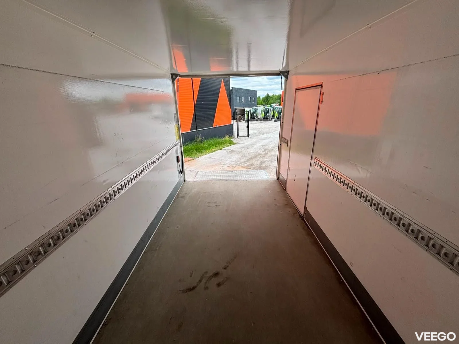 Mercedes-Benz Sprinter BOX L=4283 mm 169kW