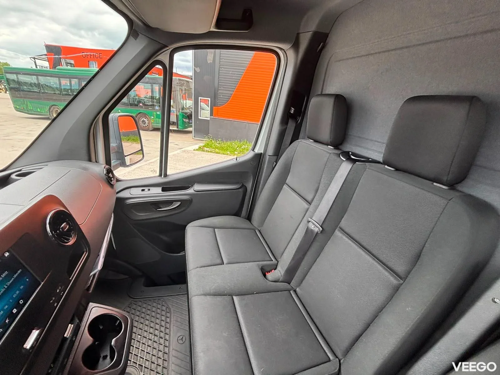 Mercedes-Benz Sprinter BOX L=4283 mm 169kW