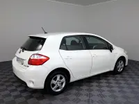 Toyota Auris 1.8 73kW thumbnail