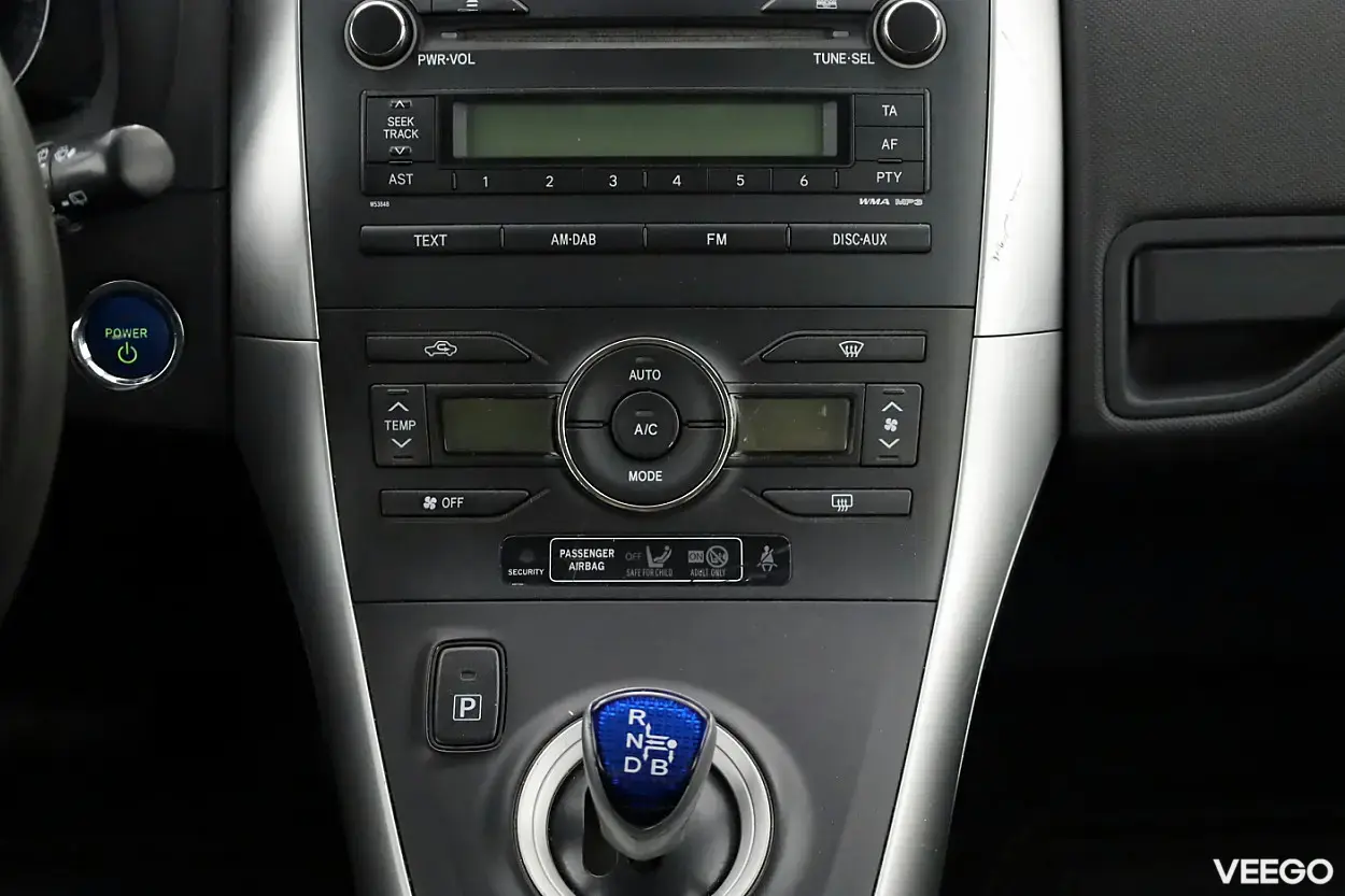 Toyota Auris 1.8 73kW