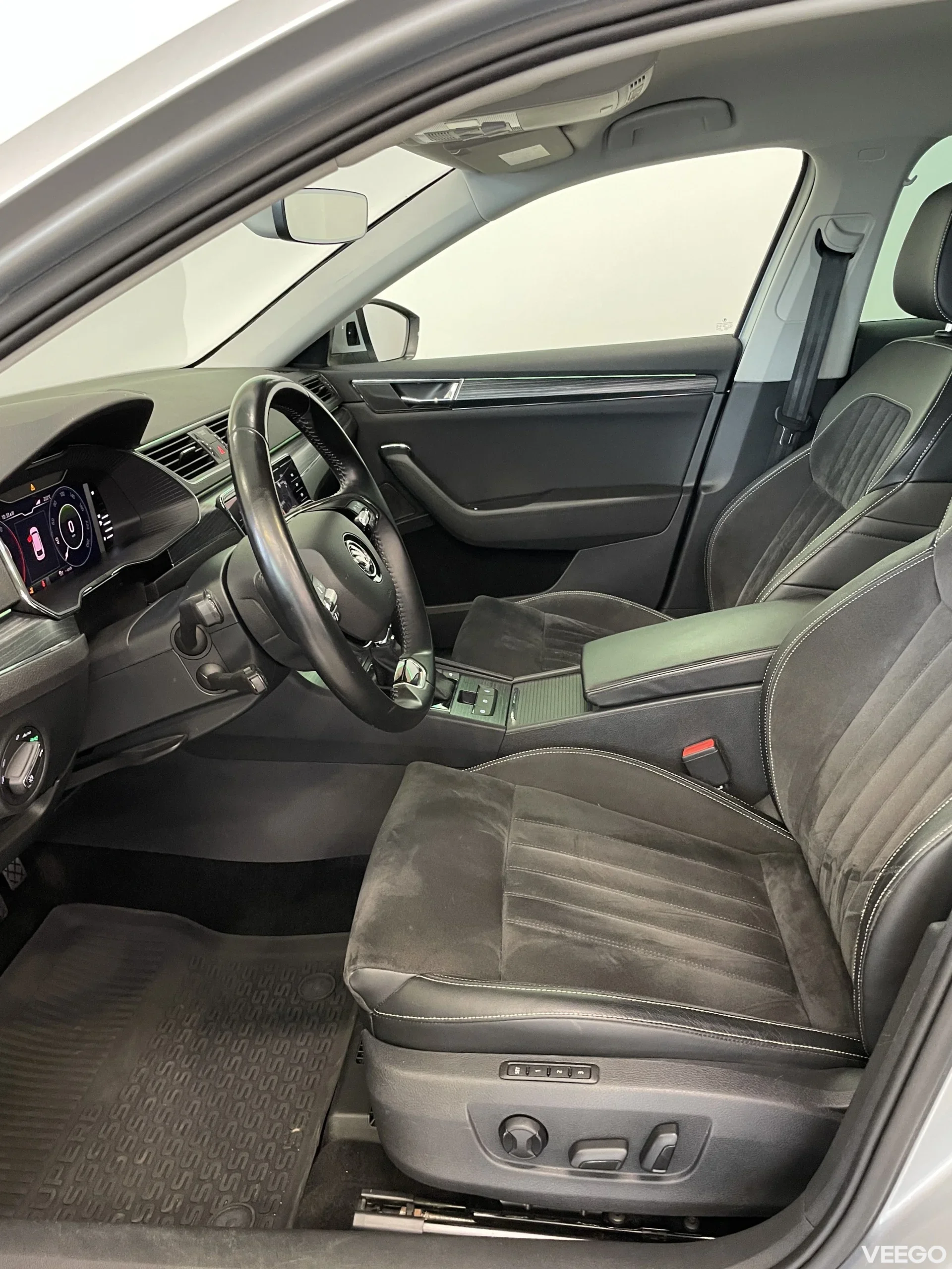 Skoda Superb Elegance 140kW
