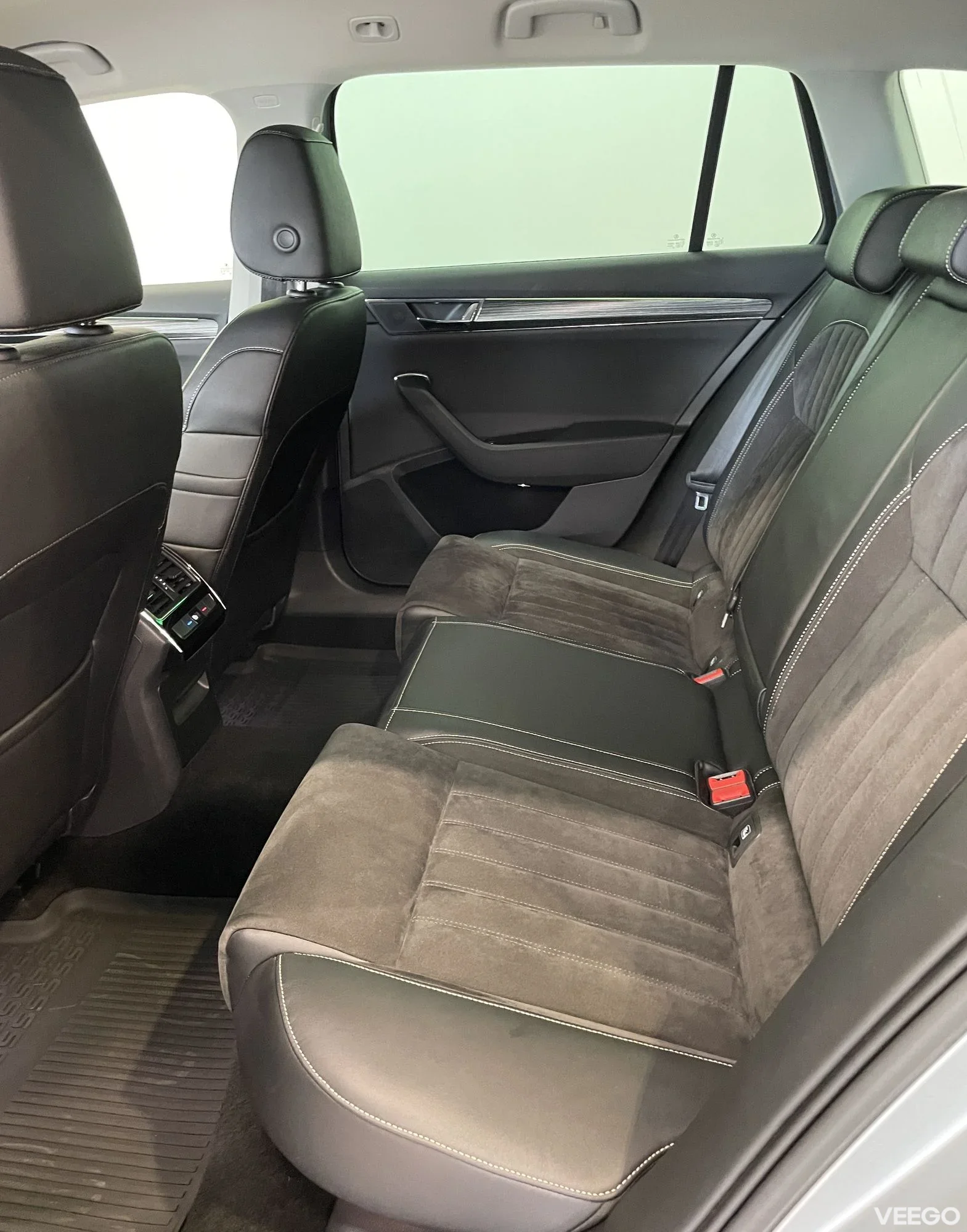 Skoda Superb Elegance 140kW