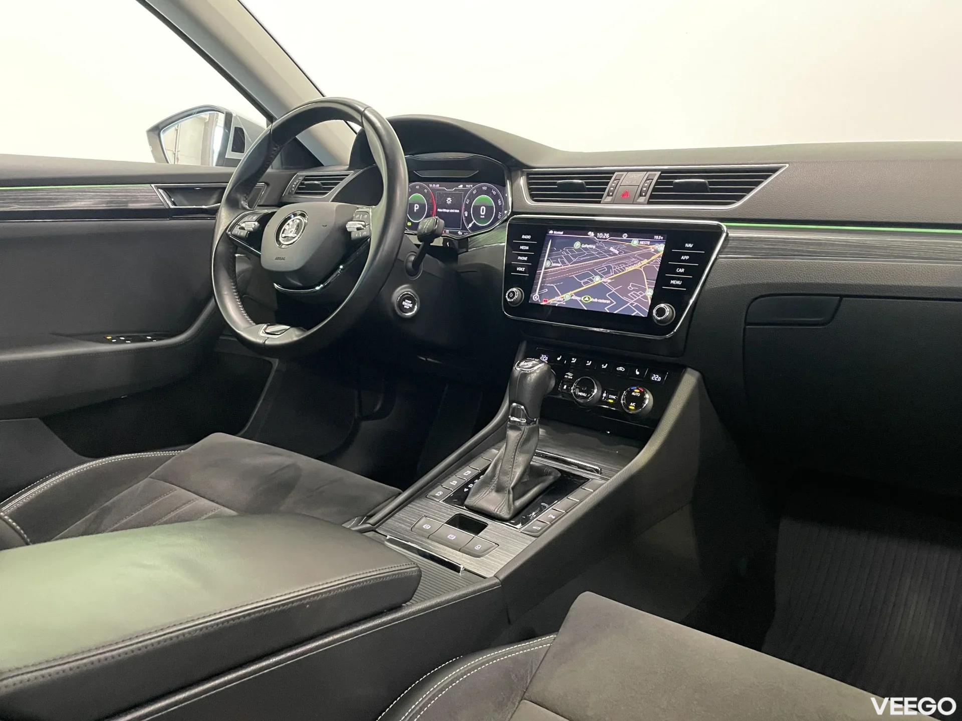 Skoda Superb Elegance 140kW