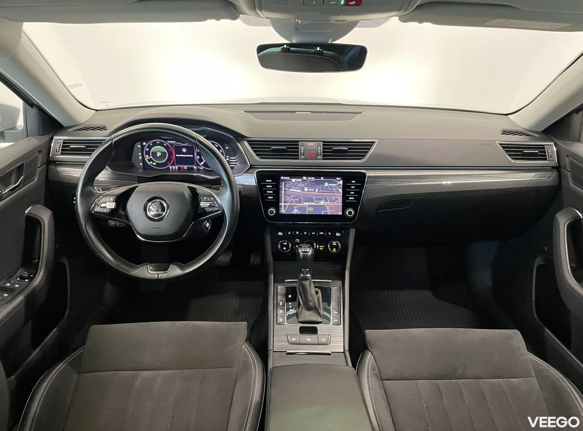 Skoda Superb Elegance 140kW
