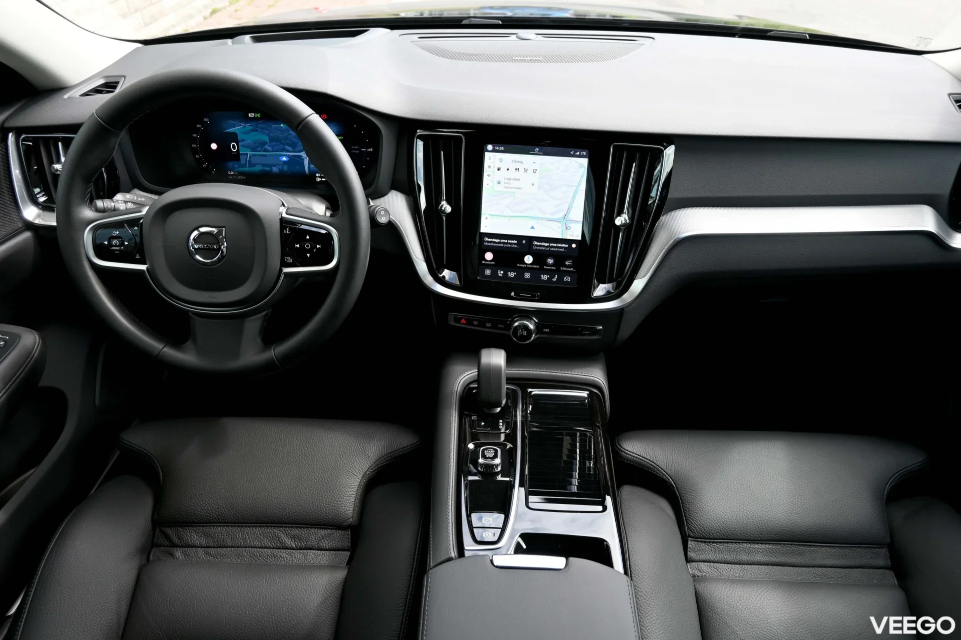 Volvo V60 AWD H&K ULTIMATE BRIGHT XENIUM INTELLI PRO 2 293kW