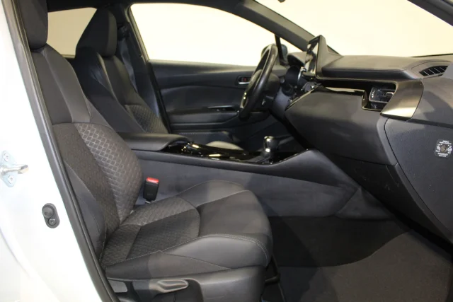 Image of Toyota C-HR Style 1.8 72kW