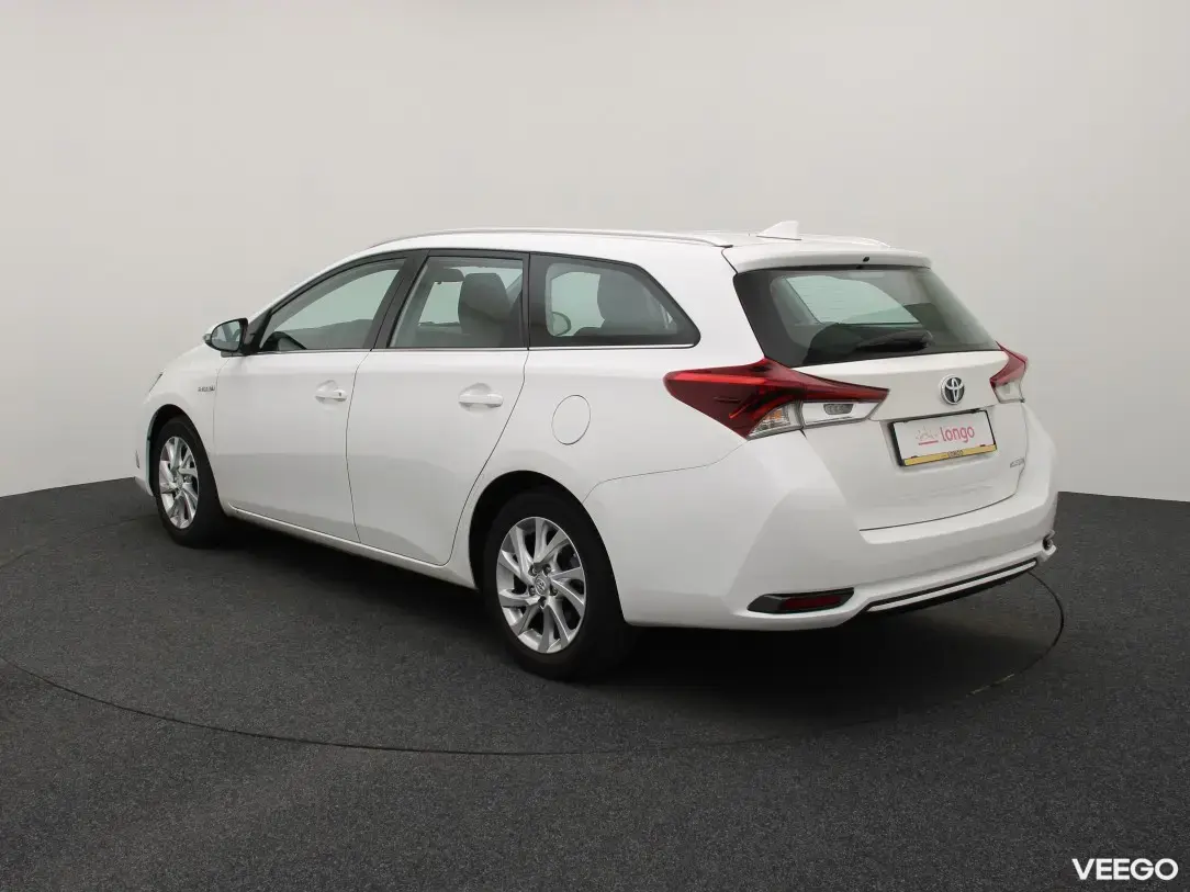 Toyota Auris 1.8 73kW