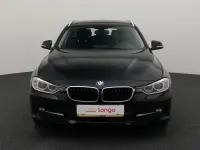 BMW 320 2 120kW thumbnail