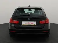 BMW 320 2 120kW thumbnail