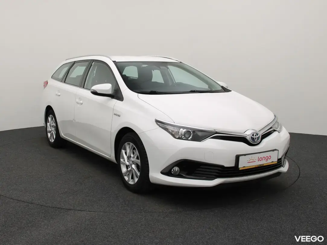 Toyota Auris 1.8 73kW