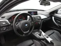 BMW 320 2 120kW thumbnail