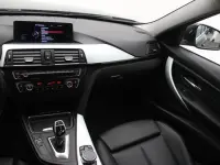 BMW 320 2 120kW thumbnail