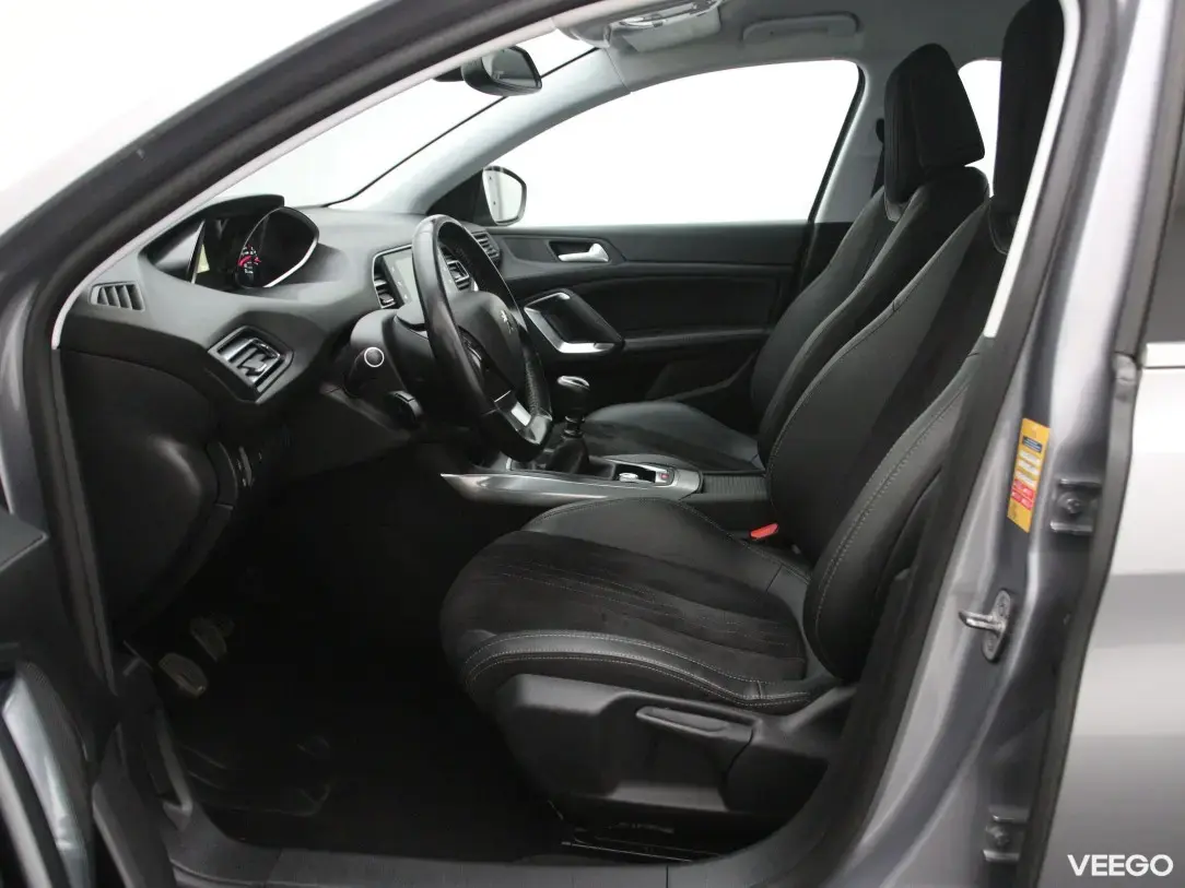 Peugeot 308 1.5 96kW