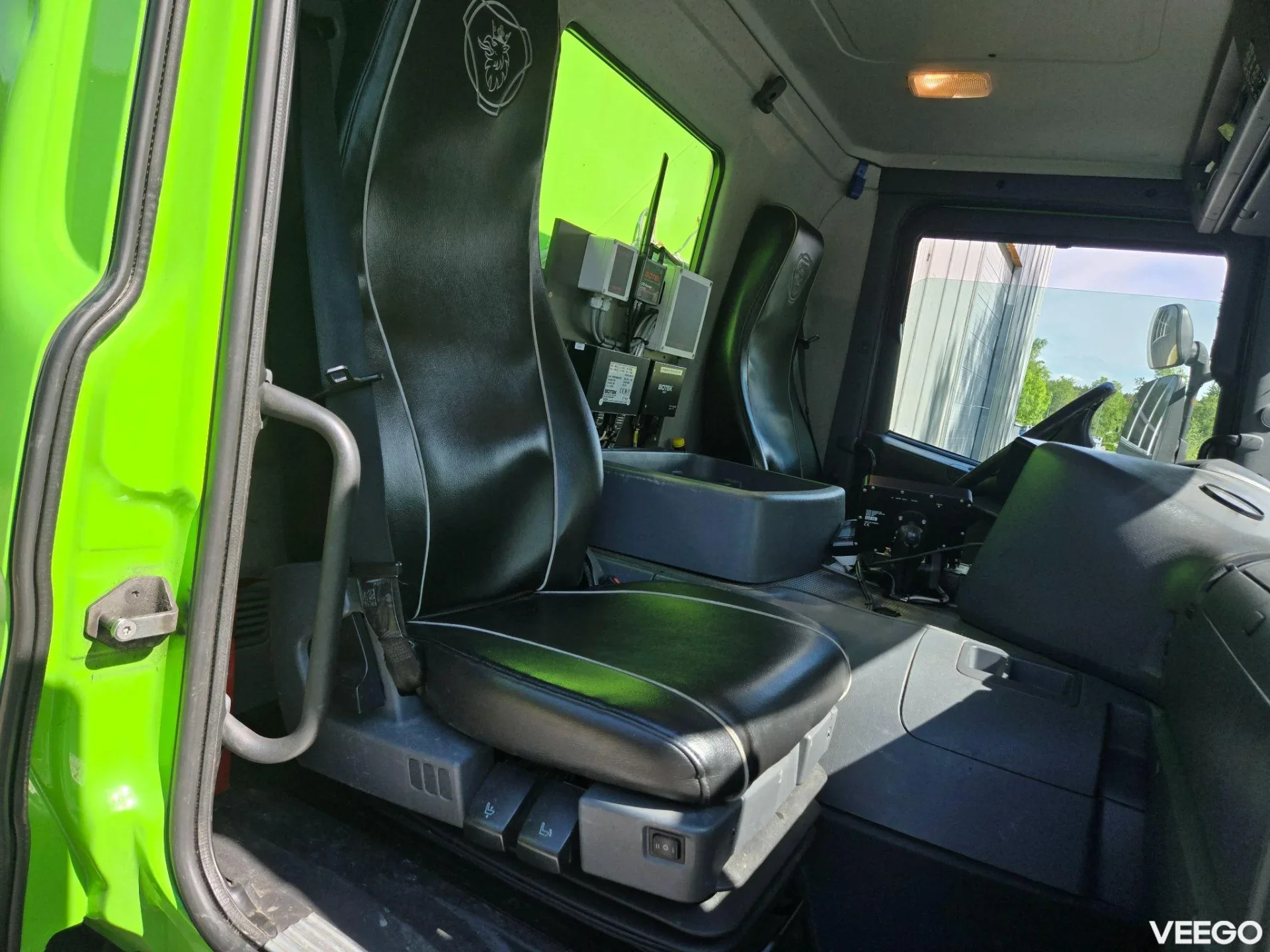 SCANIA P320 235kW