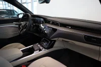 Audi Q8 e-tron 158kW thumbnail