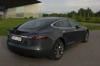 Tesla Model S 0.0 158kW thumbnail