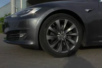 Tesla Model S 0.0 158kW thumbnail