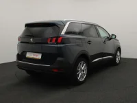 Peugeot 5008 2 110kW thumbnail