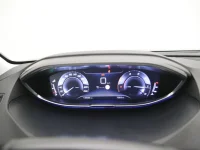 Peugeot 5008 2 110kW thumbnail