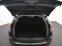 Peugeot 5008 2 110kW thumbnail