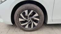 Volkswagen Passat 110kW thumbnail