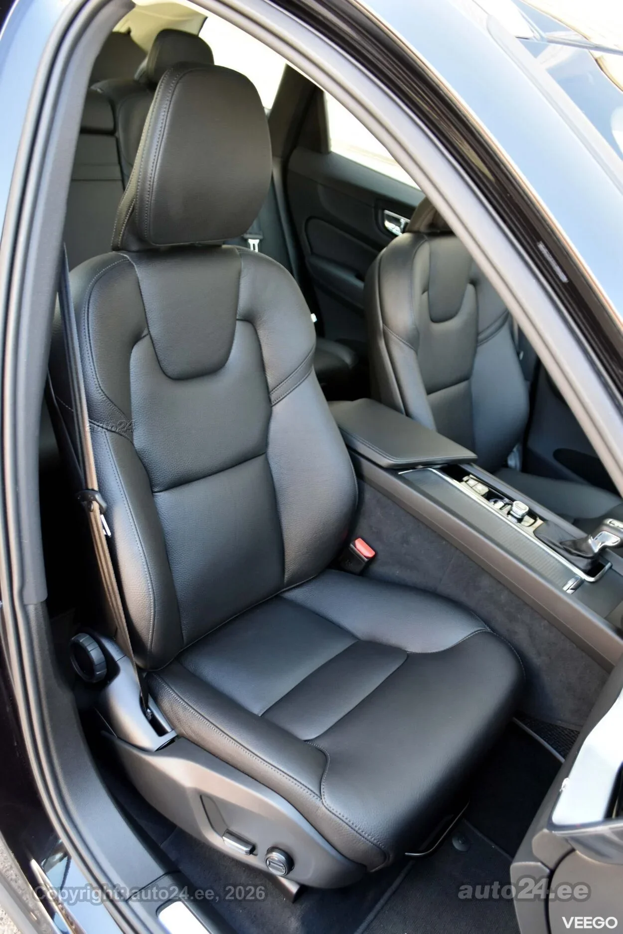 Volvo XC60 AWD H&K INSCRIPTION EXPRESSION XENIUM INTELLI SAFE 184kW
