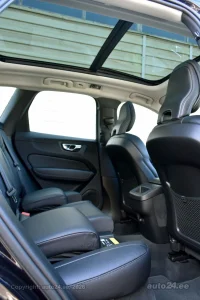 Volvo XC60 AWD H&K INSCRIPTION EXPRESSION XENIUM INTELLI SAFE 184kW thumbnail