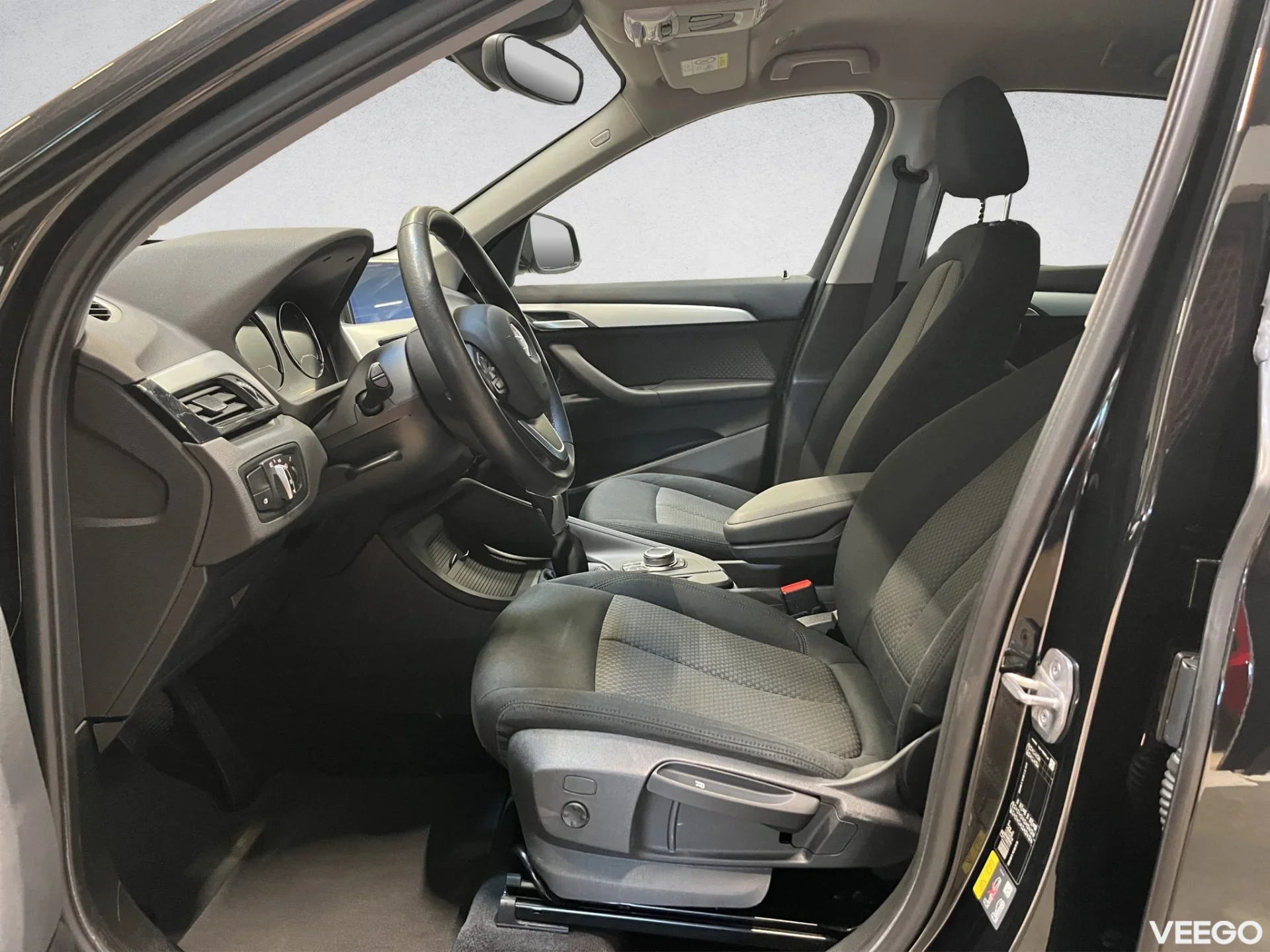 BMW X1 XDRIVE25E Advantage 162kW