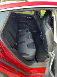 Tesla Model S P85 0.0 69kW thumbnail