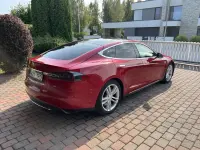 Tesla Model S P85 0.0 69kW thumbnail