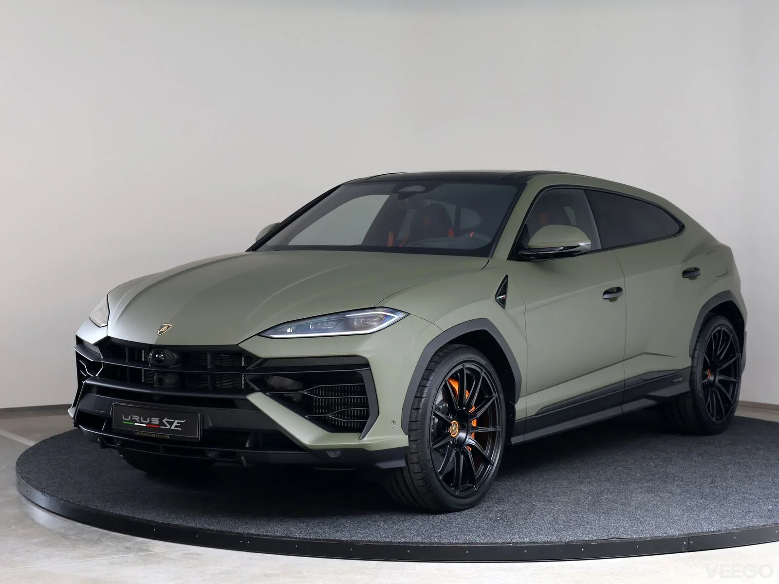 Lamborghini Urus - 4 588kW
