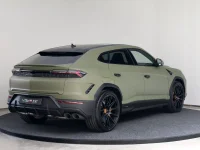 Lamborghini Urus - 4 588kW thumbnail