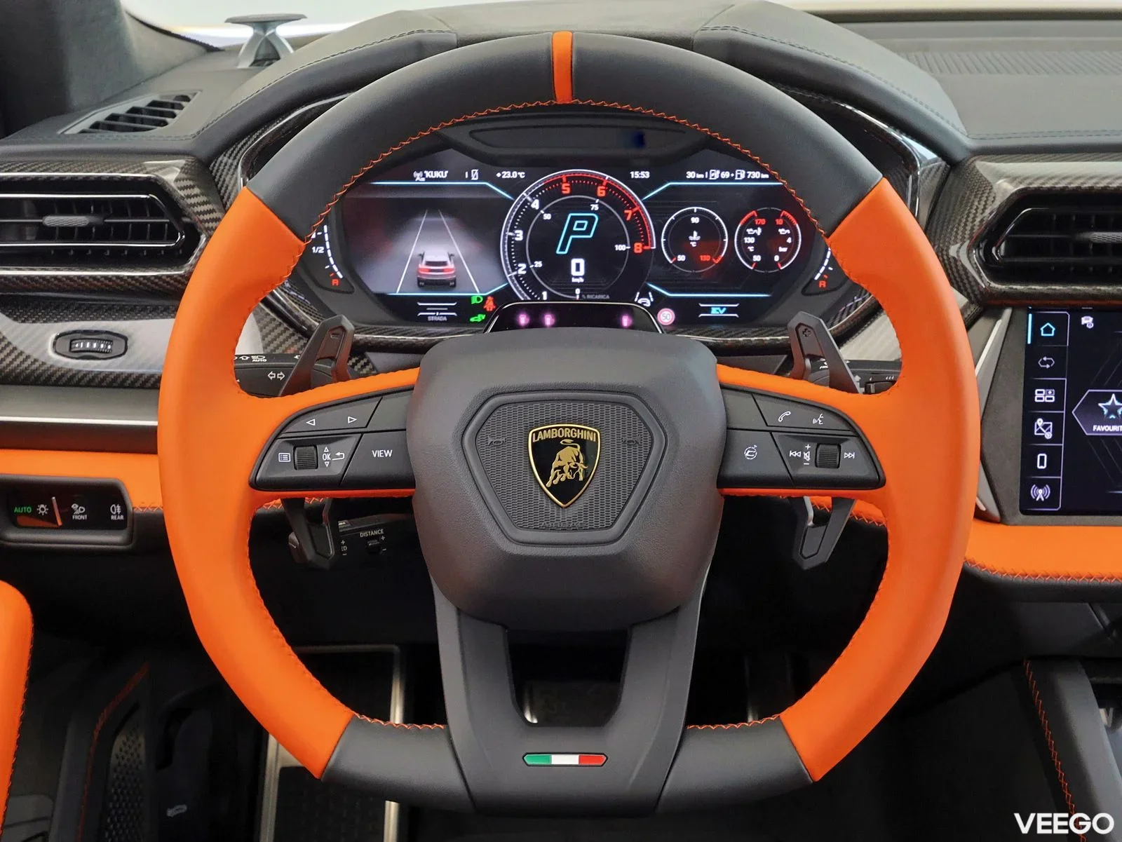 Lamborghini Urus - 4 588kW