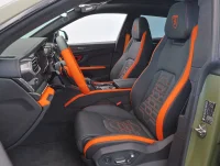 Lamborghini Urus - 4 588kW thumbnail