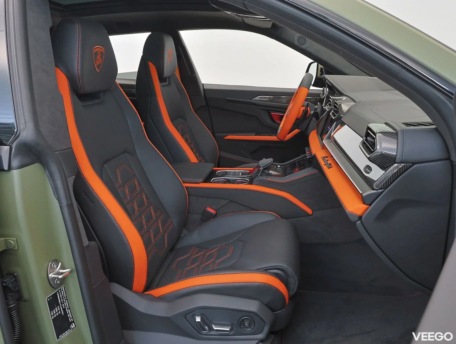 Lamborghini Urus - 4 588kW