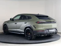 Lamborghini Urus - 4 588kW thumbnail