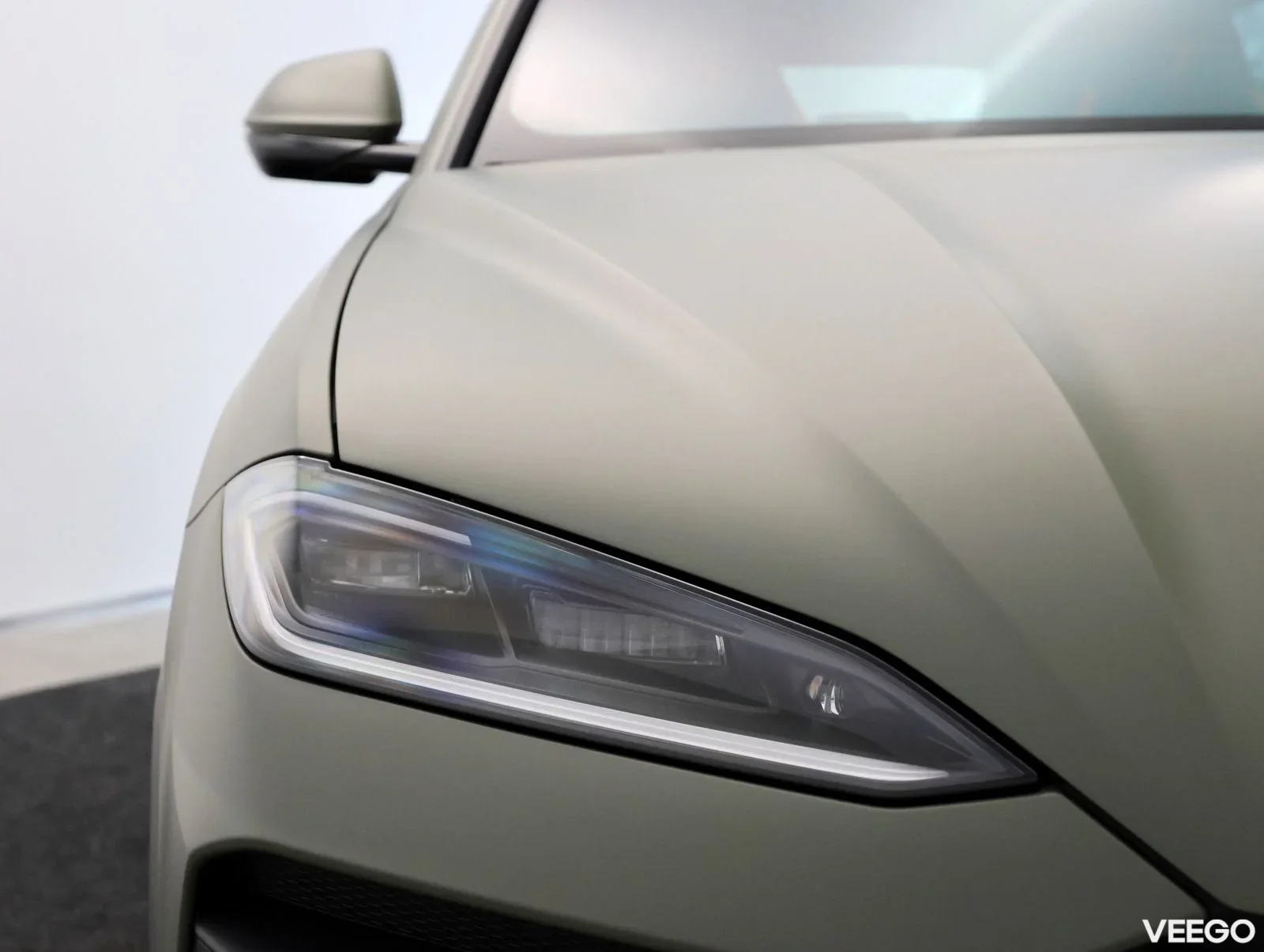 Lamborghini Urus - 4 588kW
