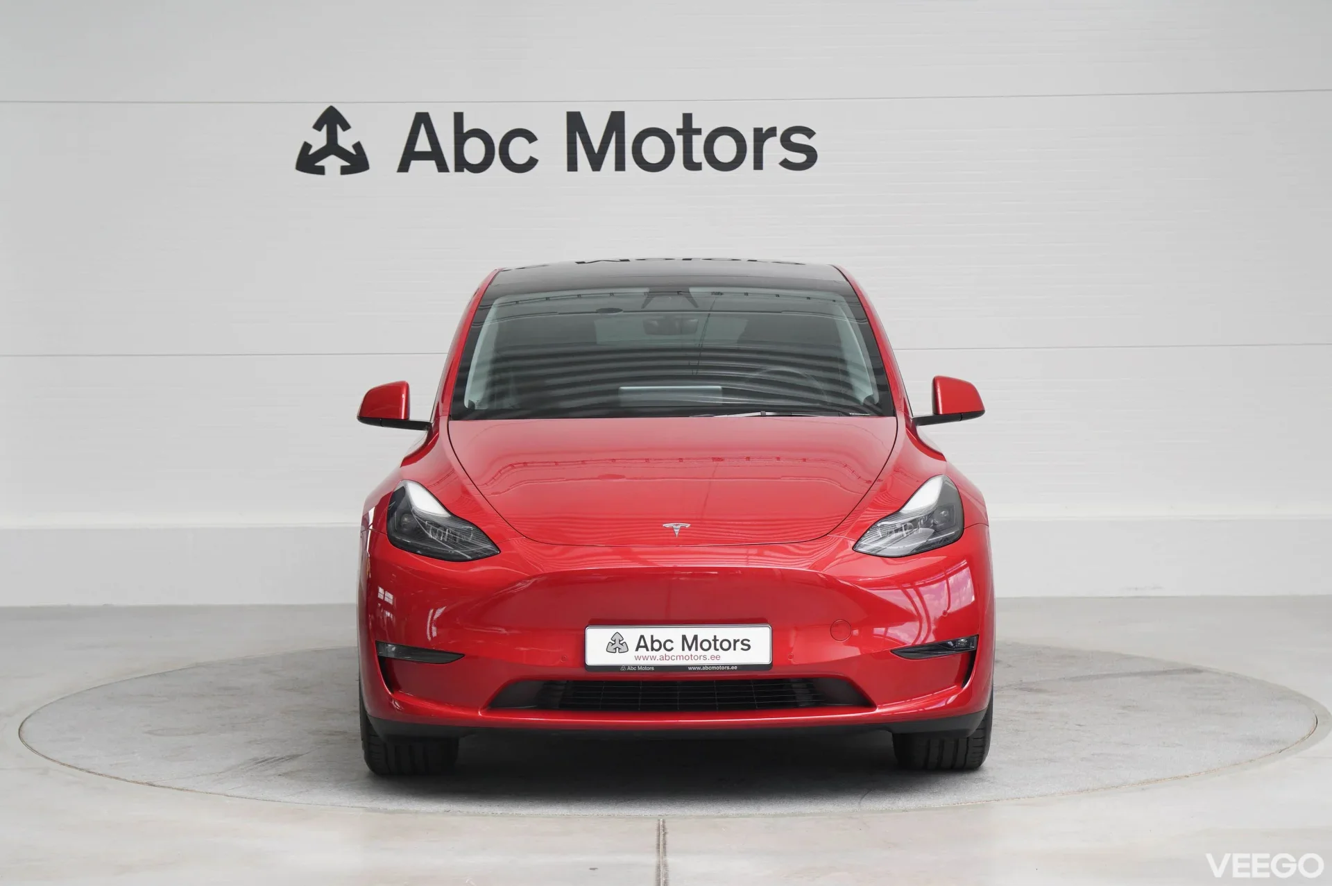 Tesla Model Y Long Range Dual Motor AWD
