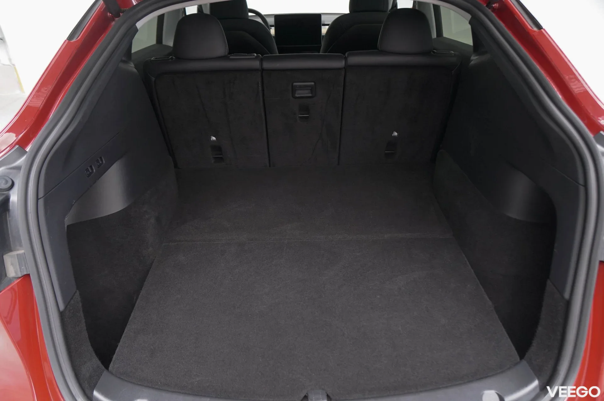 Tesla Model Y Long Range Dual Motor AWD