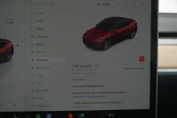 Tesla Model Y Long Range Dual Motor AWD thumbnail